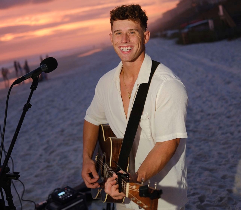 Live Acoustic Music